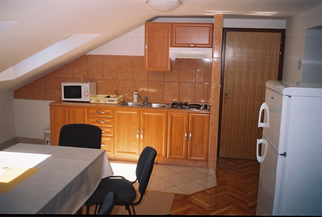 Apartments Lalic 沃迪切 客房 照片
